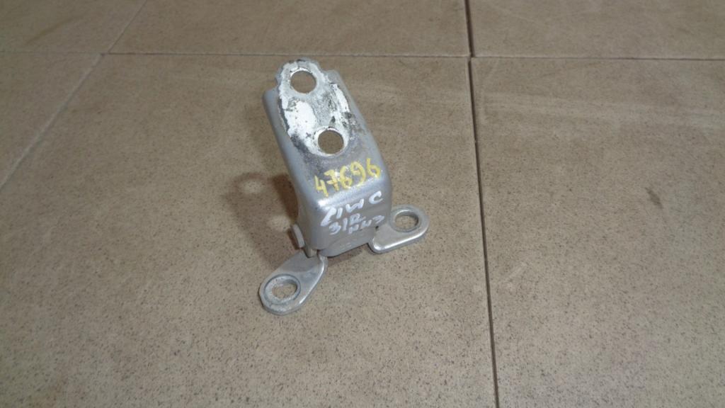 Петля двери задней правой нижняя, 500 рублей, Пермь