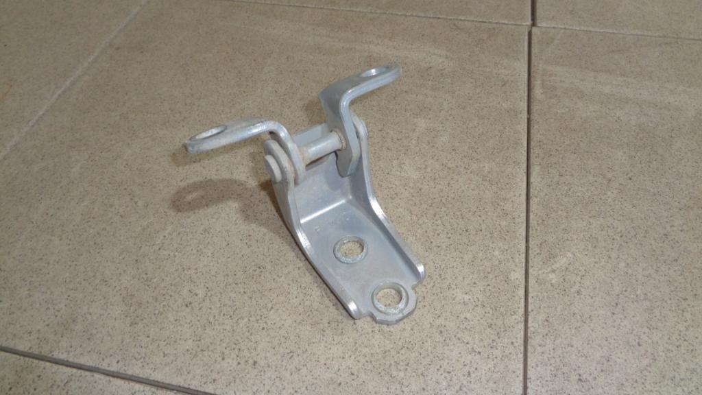 Петля двери задней правой нижняя, 500 рублей, Пермь