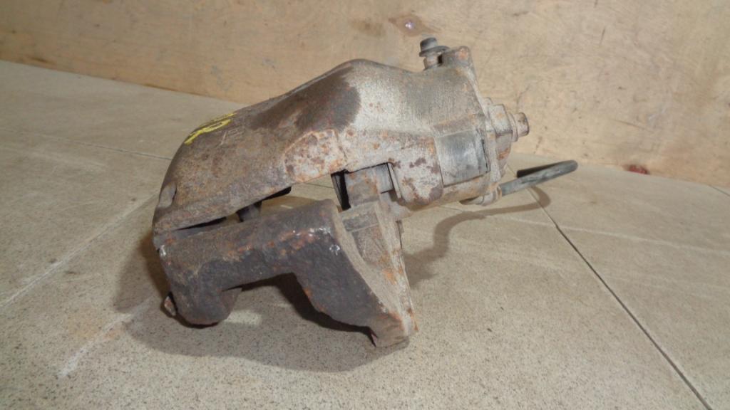 Суппорт передний правый, 1500 рублей, Пермь