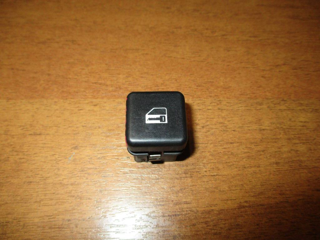 Кнопка центрального замка, 500 рублей, Пермь