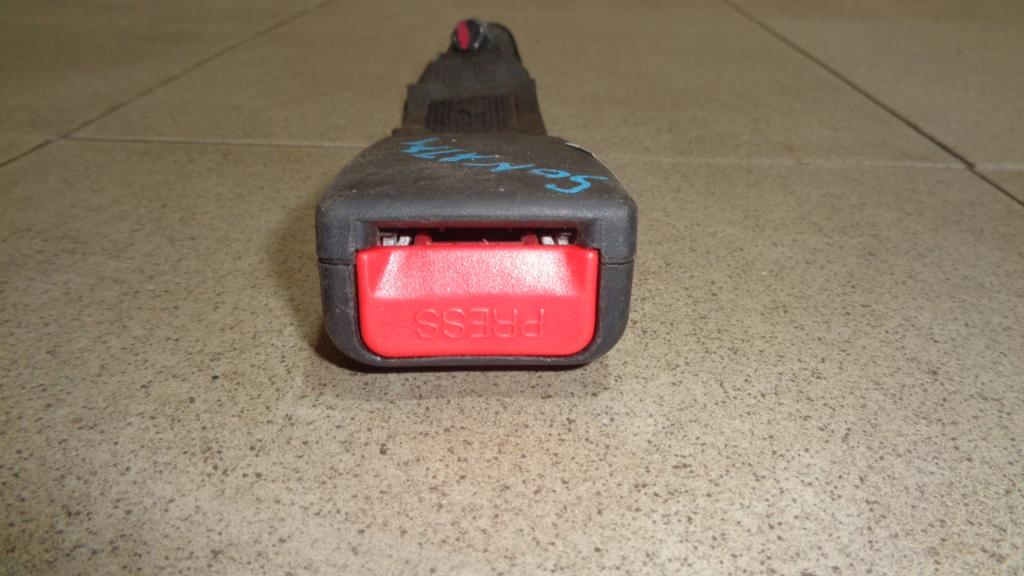 Ответная часть ремня безопасности, 500 рублей, Пермь