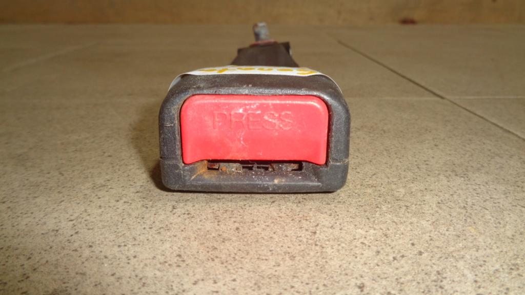 Ответная часть ремня безопасности, 500 рублей, Пермь