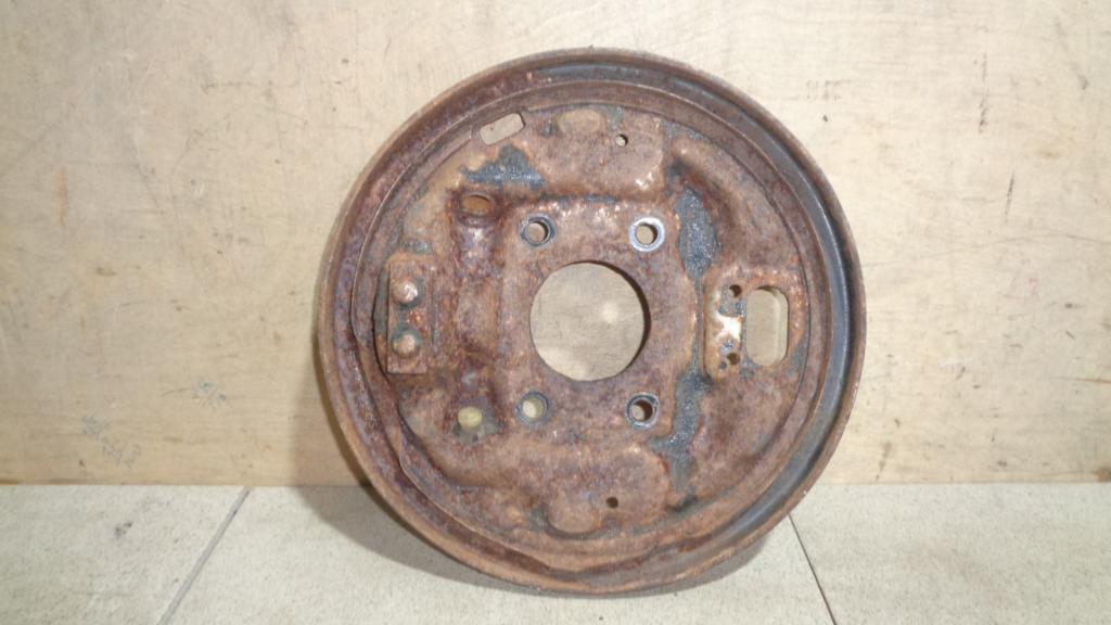 Щит опорный задний правый, 1500 рублей, Пермь