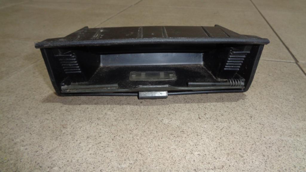 Пепельница передняя, 1000 рублей, Пермь