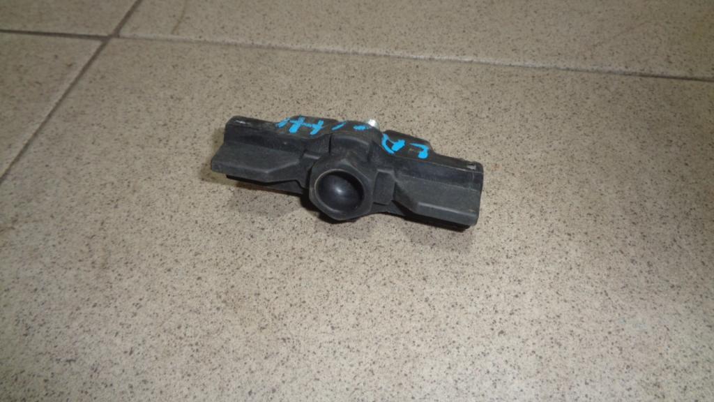 Болт крепления запасного колеса, 500 рублей, Пермь