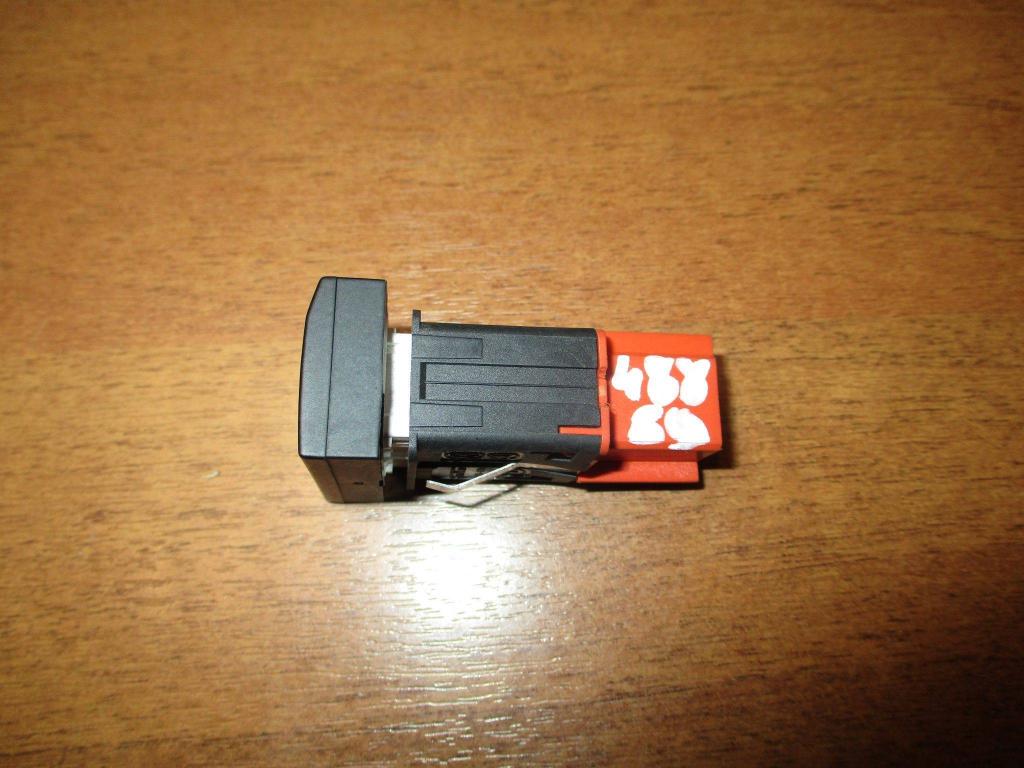 Кнопка обогрева заднего стекла, 500 рублей, Пермь