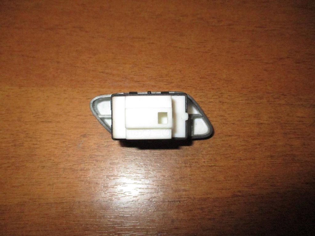 Кнопка центрального замка, 500 рублей, Пермь