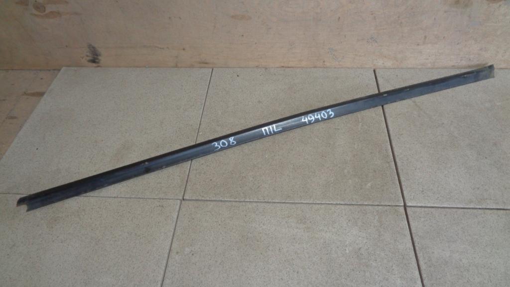 Накладка стекла переднего левого, 900 рублей, Пермь