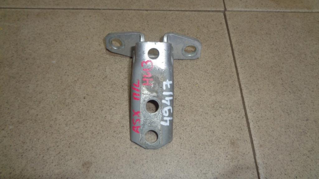 Петля двери передней левой нижняя, 550 рублей, Пермь