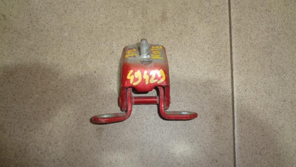 Петля двери задней левой нижняя, 500 рублей, Пермь