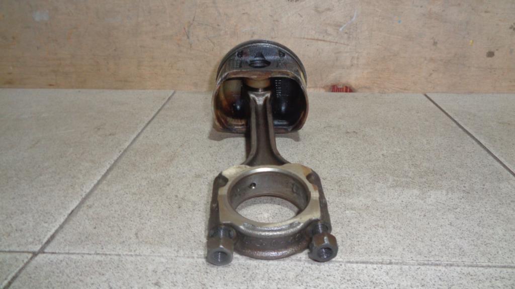 Поршень с шатуном, 1500 рублей, Пермь