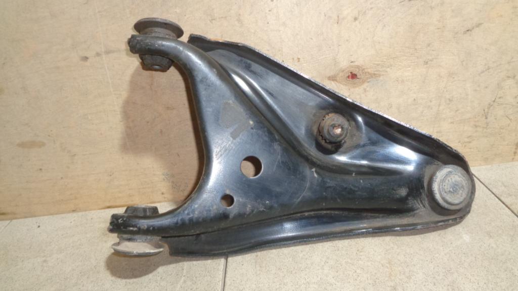 Рычаг передний правый, 1000 рублей, Пермь