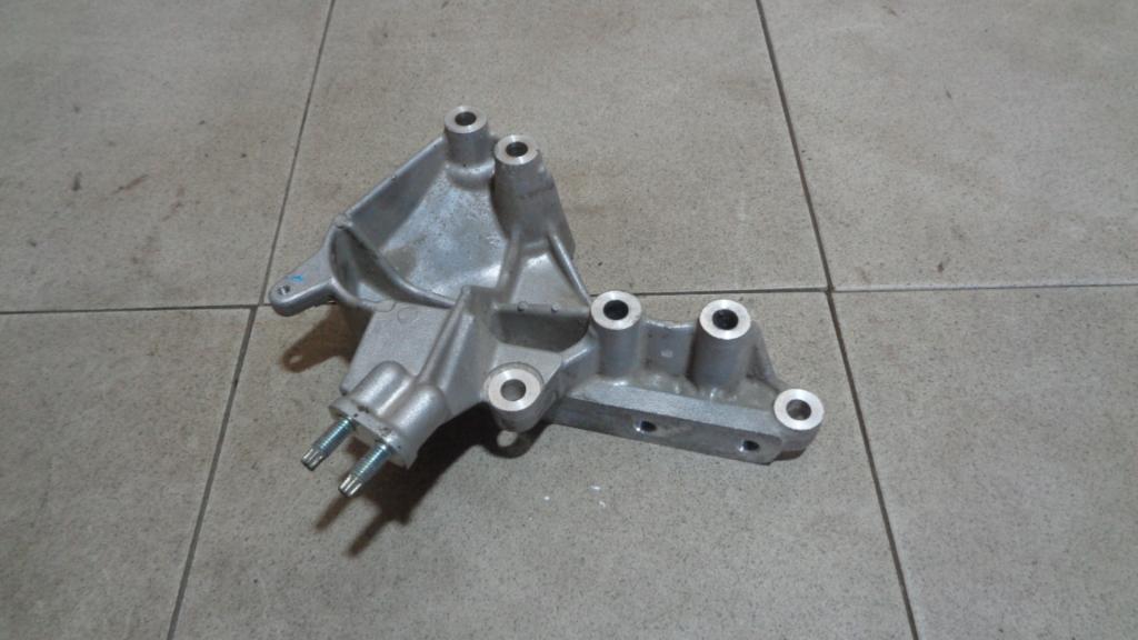 Кронштейн двигателя левый, 1000 рублей, Пермь