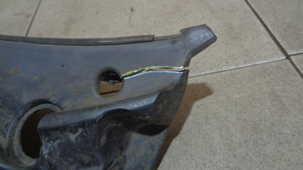 Решетка стеклоочистителя, 500 рублей, Пермь