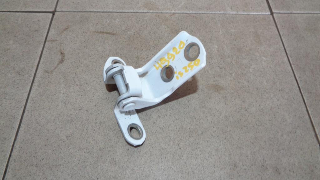 Петля двери задней левой нижняя, 500 рублей, Пермь