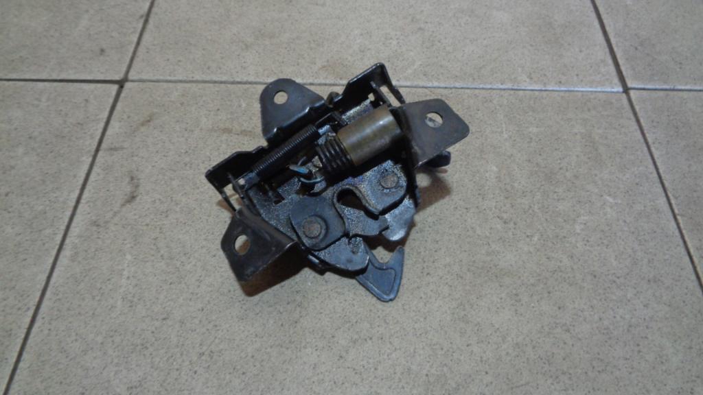 Замок капота, 500 рублей, Пермь