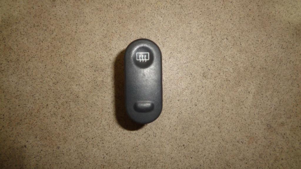 Кнопка обогрева заднего стекла, 500 рублей, Пермь