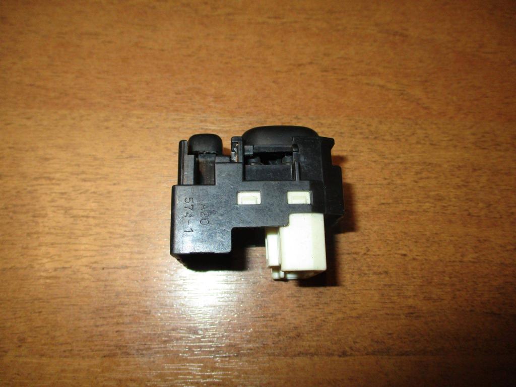 Переключатель регулировки зеркала, 500 рублей, Пермь