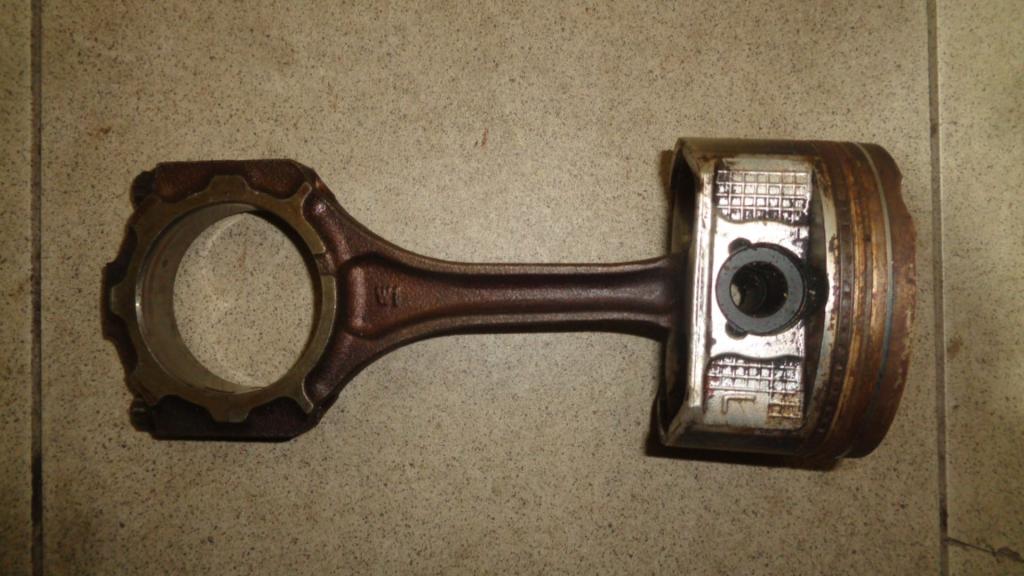 Поршень с шатуном, 1600 рублей, Пермь