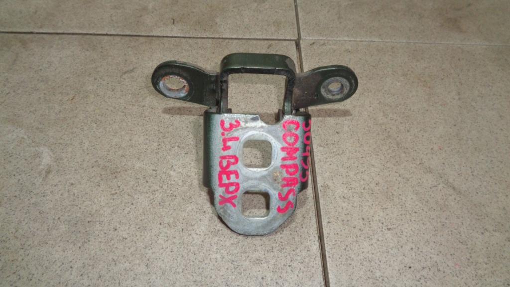 Петля двери задней левой верхняя, 500 рублей, Пермь