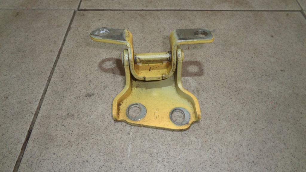 Петля двери передней правой нижняя, 500 рублей, Пермь