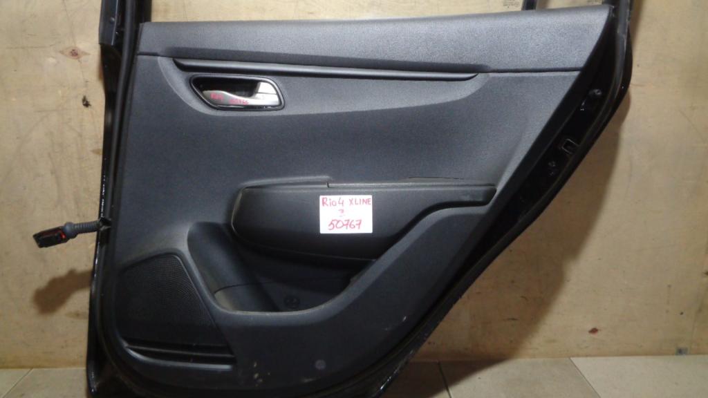 Обшивка двери задней правой, 2500 рублей, Пермь