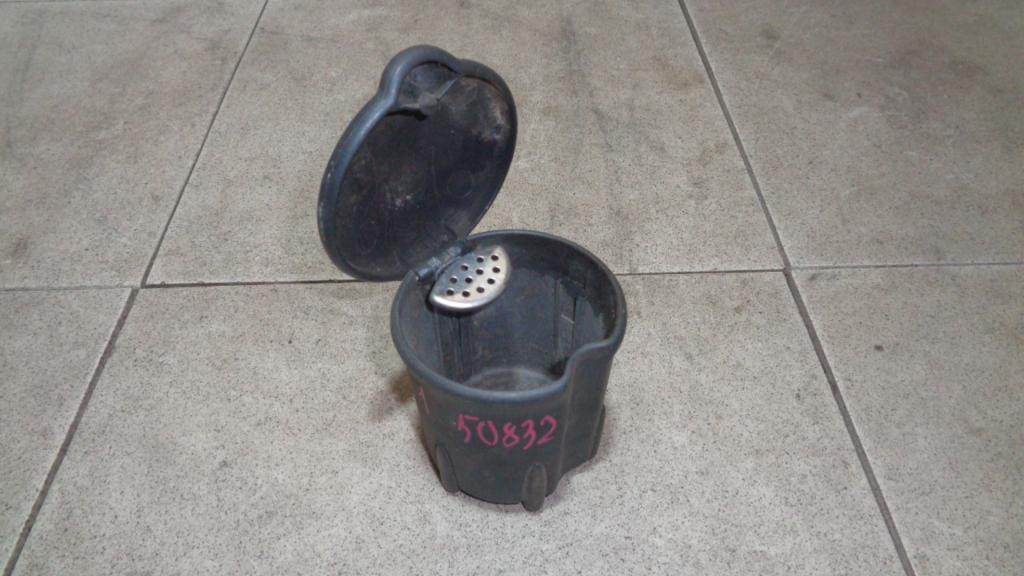 Пепельница передняя, 700 рублей, Пермь