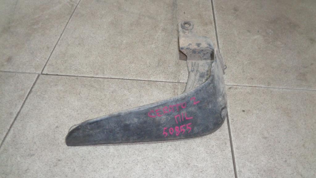 Брызговик передний левый, 500 рублей, Пермь