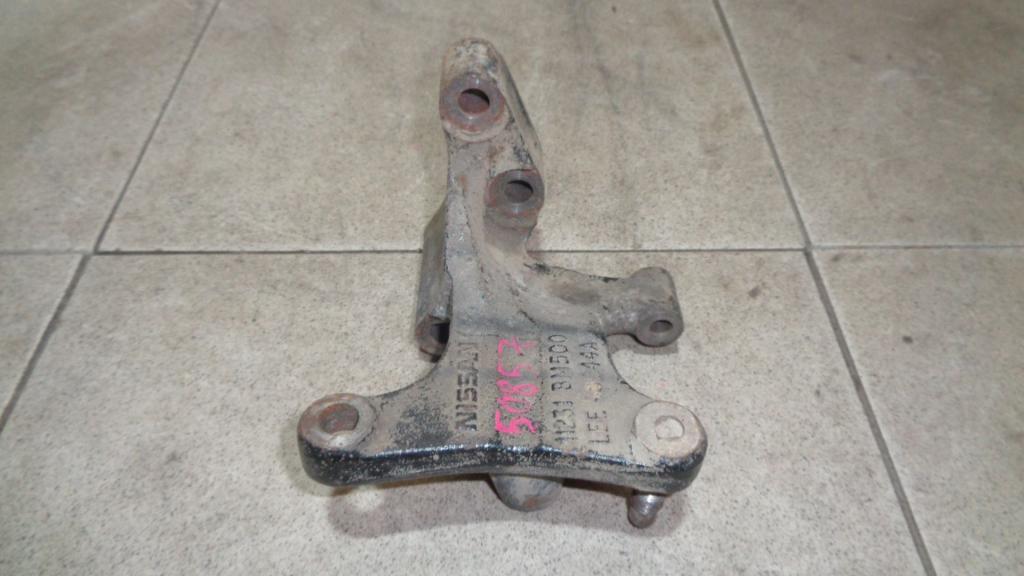 Кронштейн двигателя правый, 600 рублей, Пермь