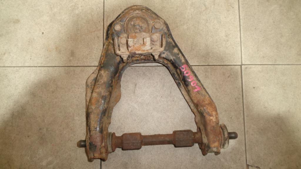 Рычаг передний верхний правый, 2000 рублей, Пермь