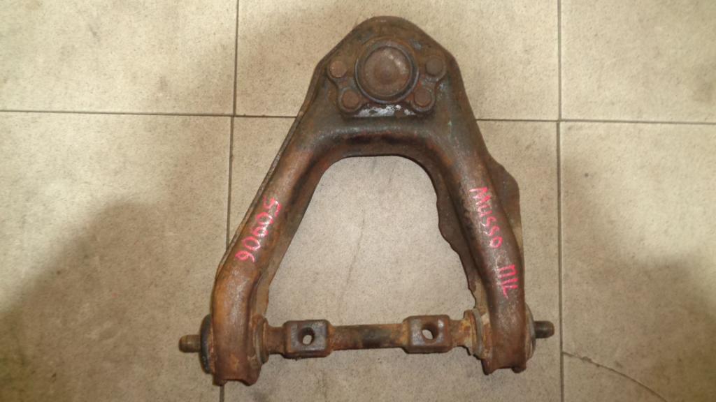 Рычаг передний верхний левый, 2000 рублей, Пермь