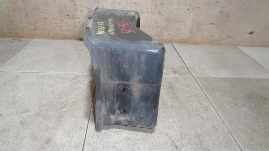 Кронштейн фар правый, 1000 рублей, Пермь