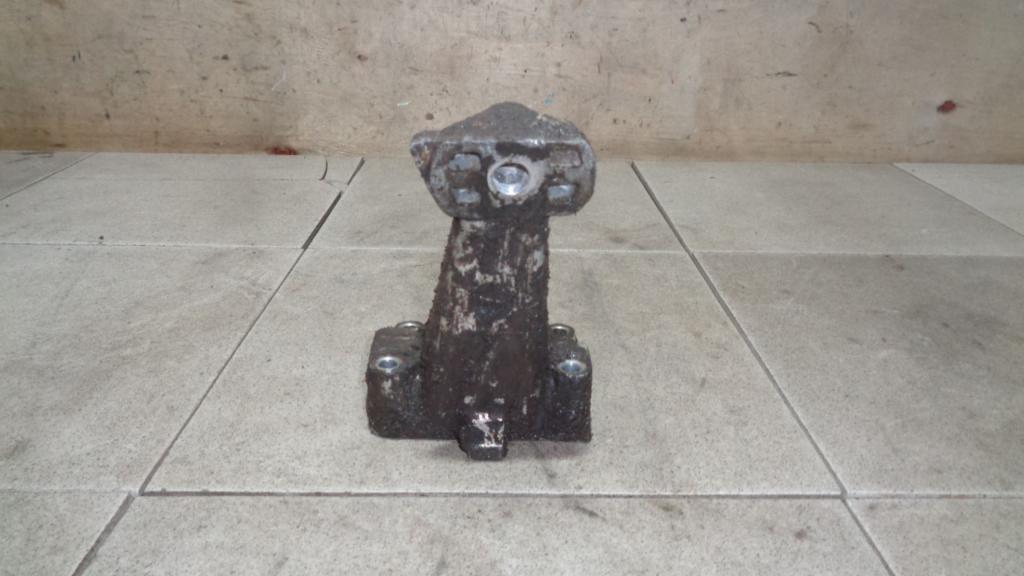 Кронштейн двигателя левый, 1000 рублей, Пермь