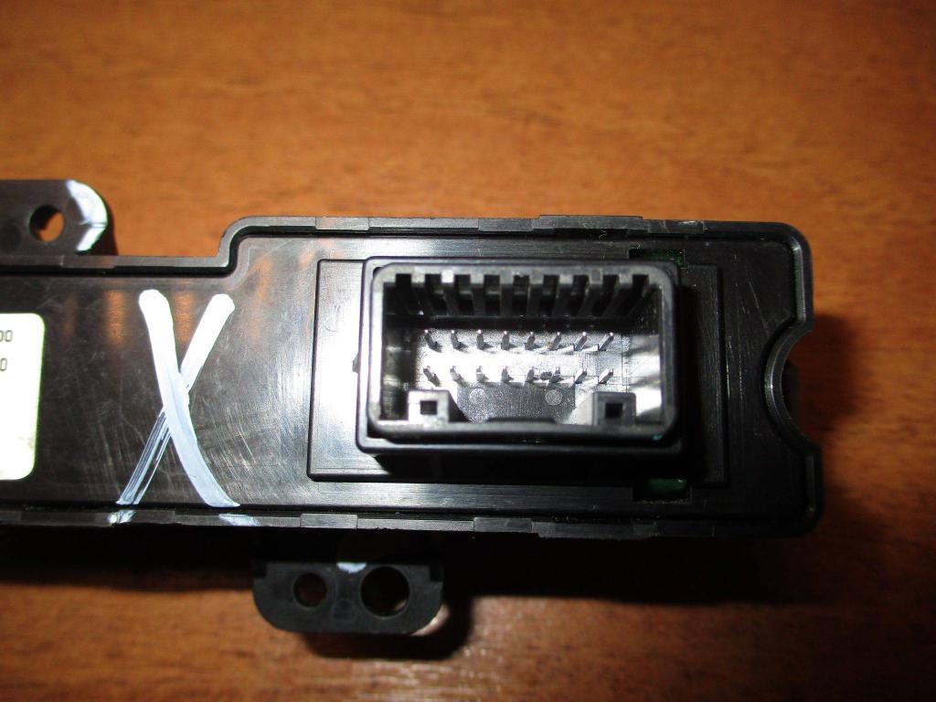 Кнопка обогрева сидений, 2000 рублей, Пермь