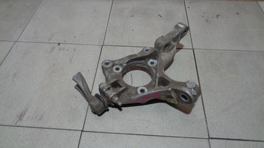 Кулак поворотный передний правый, 2000 рублей, Пермь