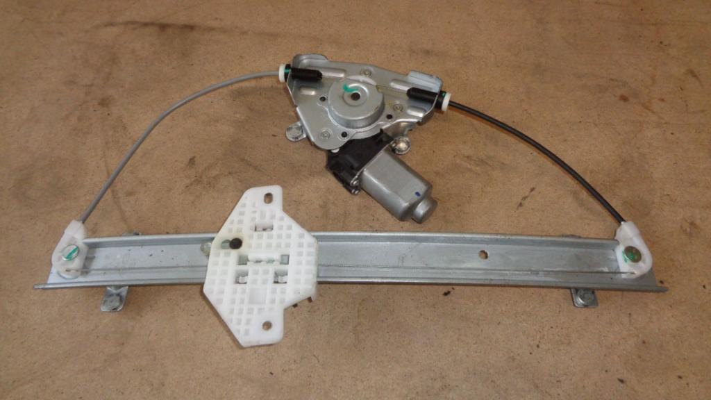 Стеклоподъемник задний левый, 800 рублей, Пермь