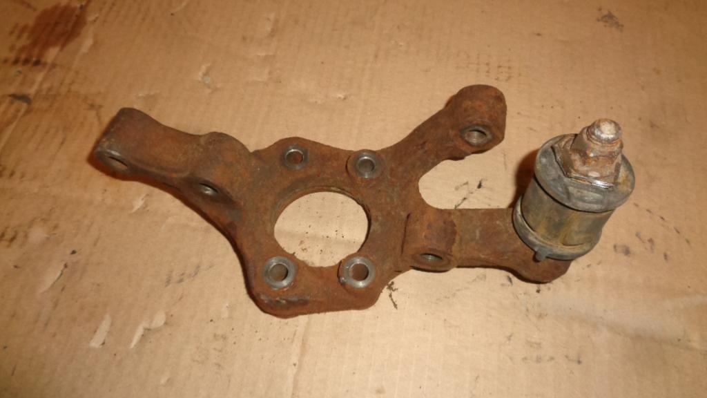 Кулак поворотный задний правый, 1000 рублей, Пермь