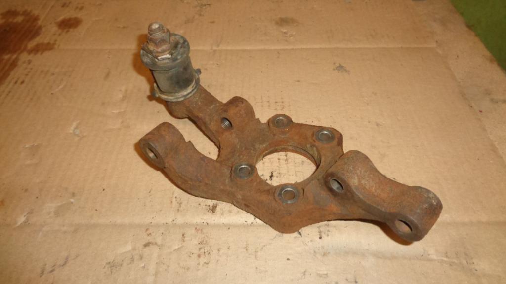 Кулак поворотный задний правый, 1000 рублей, Пермь