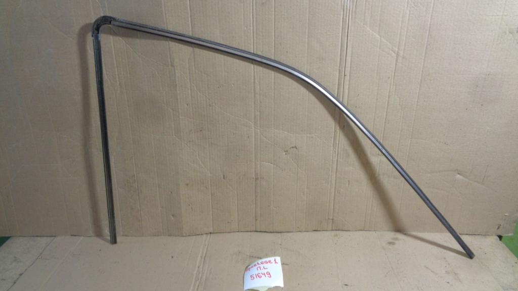 Молдинг передней левой двери, 500 рублей, Пермь