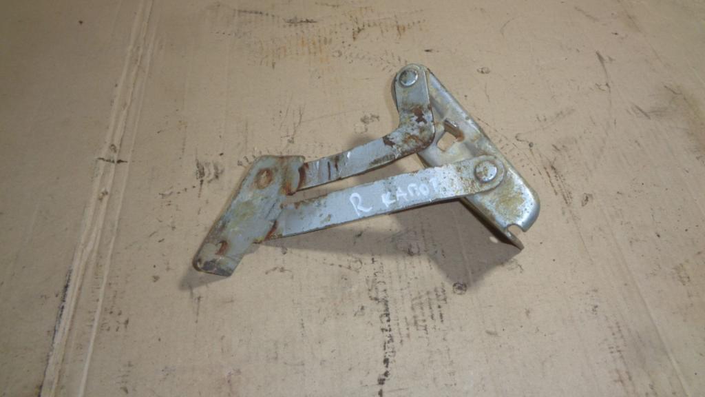 Петля капота правая, 500 рублей, Пермь