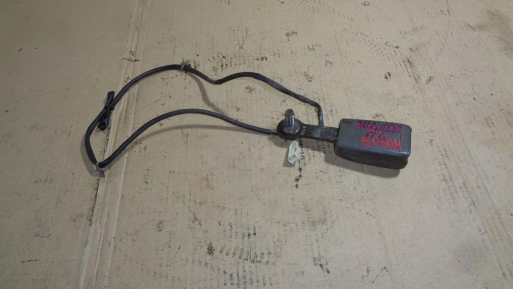 Ответная часть ремня безопасности, 1000 рублей, Пермь