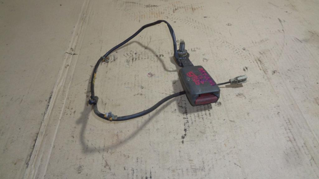 Ответная часть ремня безопасности, 1000 рублей, Пермь