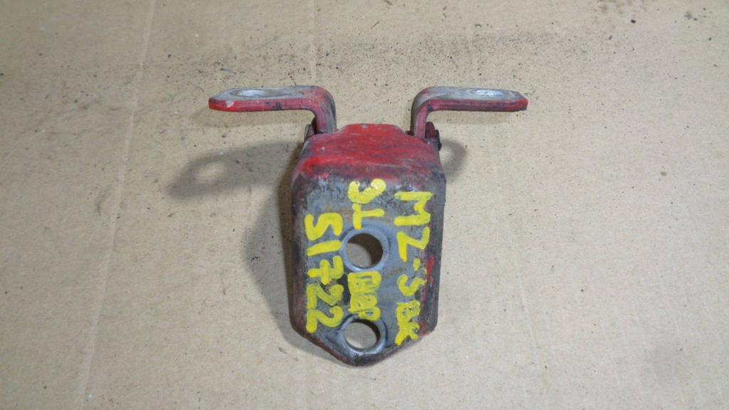 Петля двери задней левой верхняя, 500 рублей, Пермь