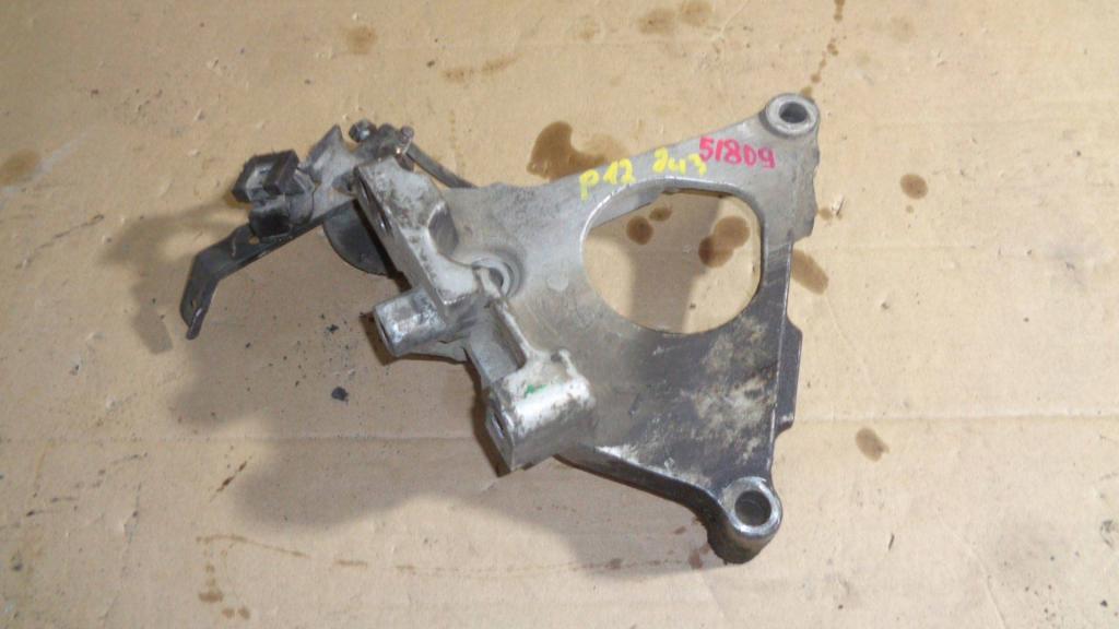 Кронштейн двигателя правый, 700 рублей, Пермь