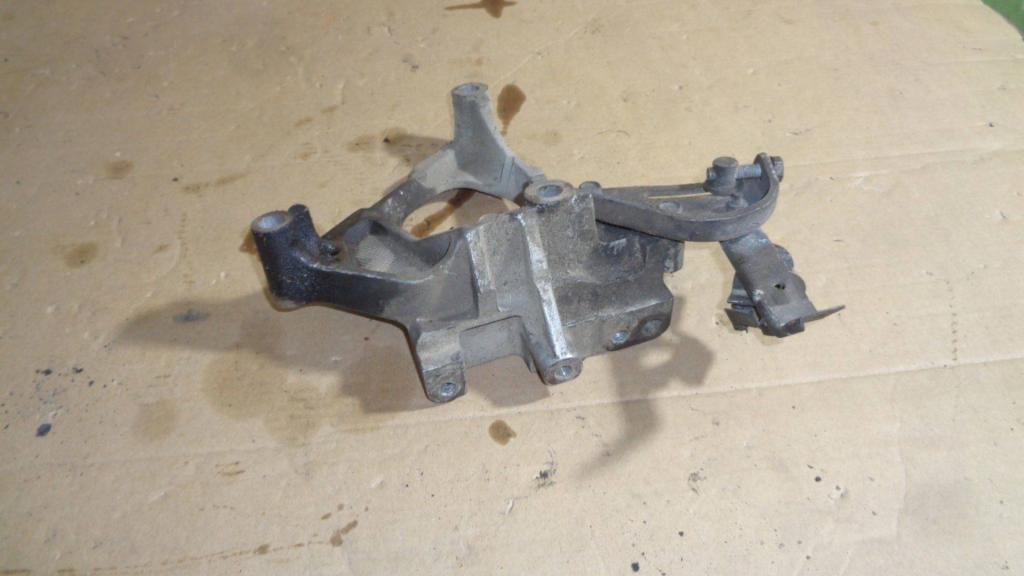 Кронштейн двигателя правый, 700 рублей, Пермь