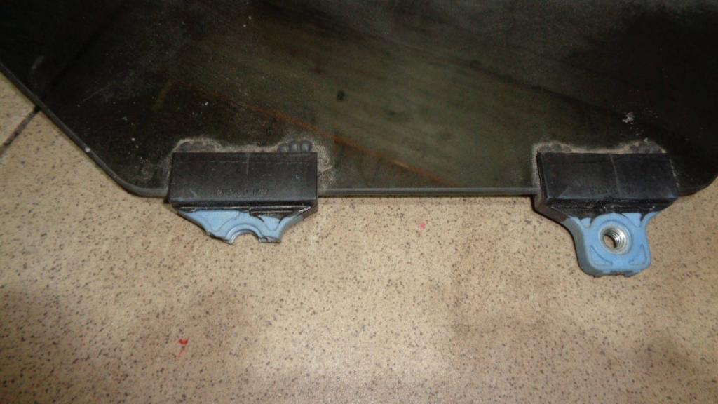 Стекло двери задней левой, 800 рублей, Пермь