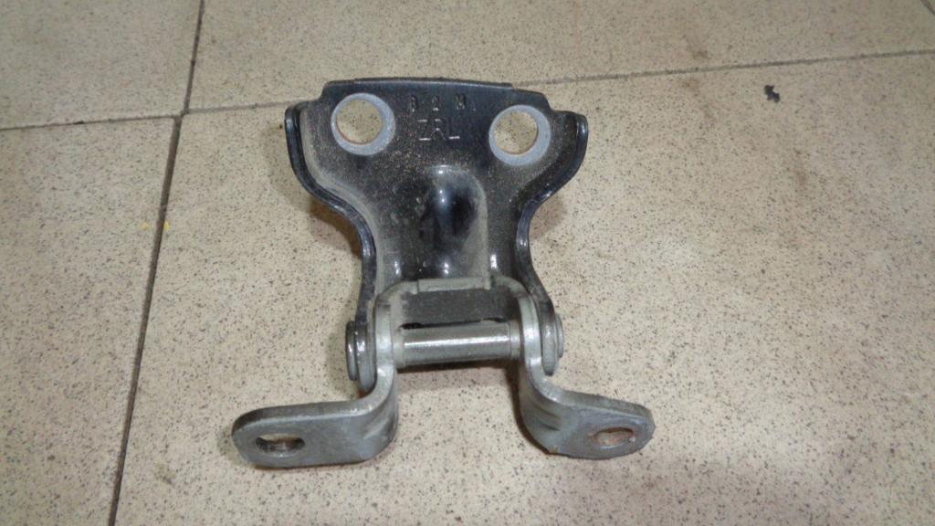 Петля двери задней левой верхняя, 500 рублей, Пермь