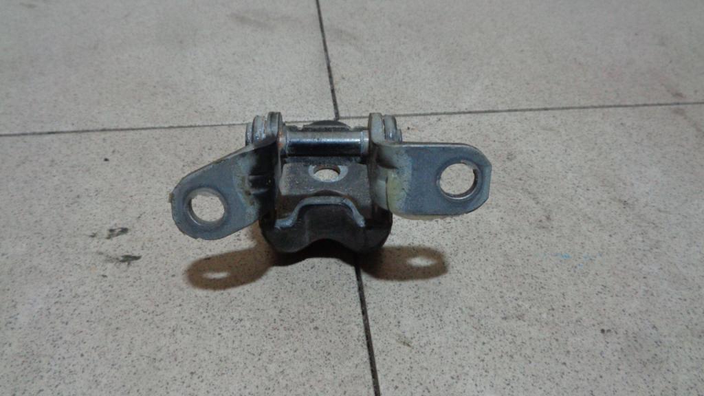 Петля двери задней левой нижняя, 500 рублей, Пермь