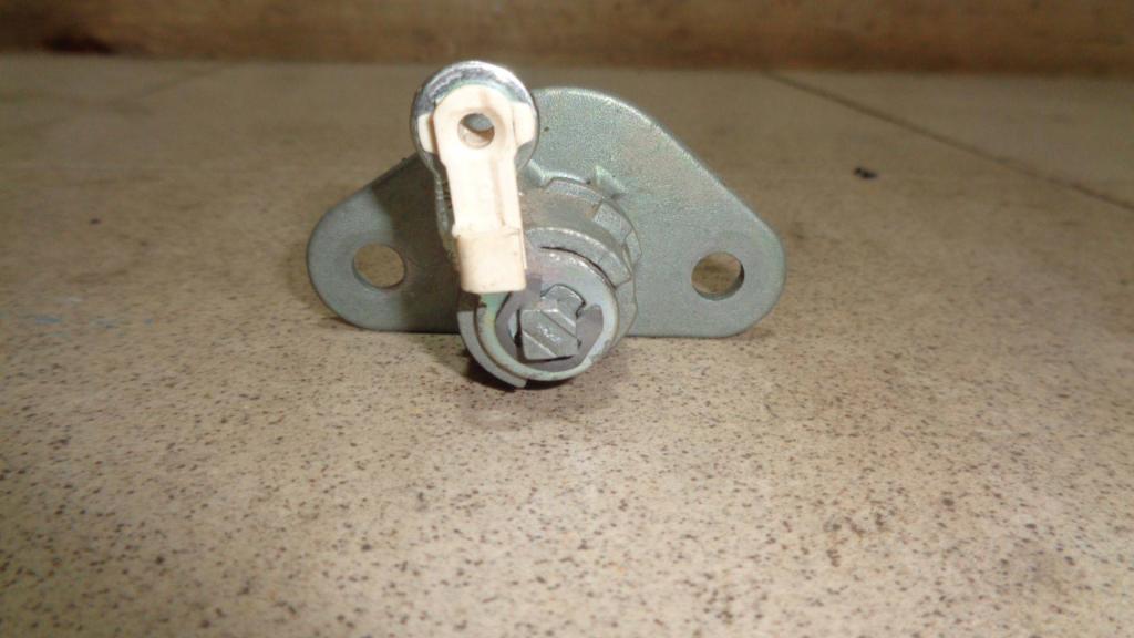 Вставка замка багажника, 500 рублей, Пермь