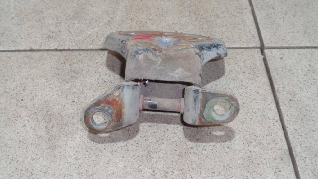 Петля двери задней левой нижняя, 500 рублей, Пермь